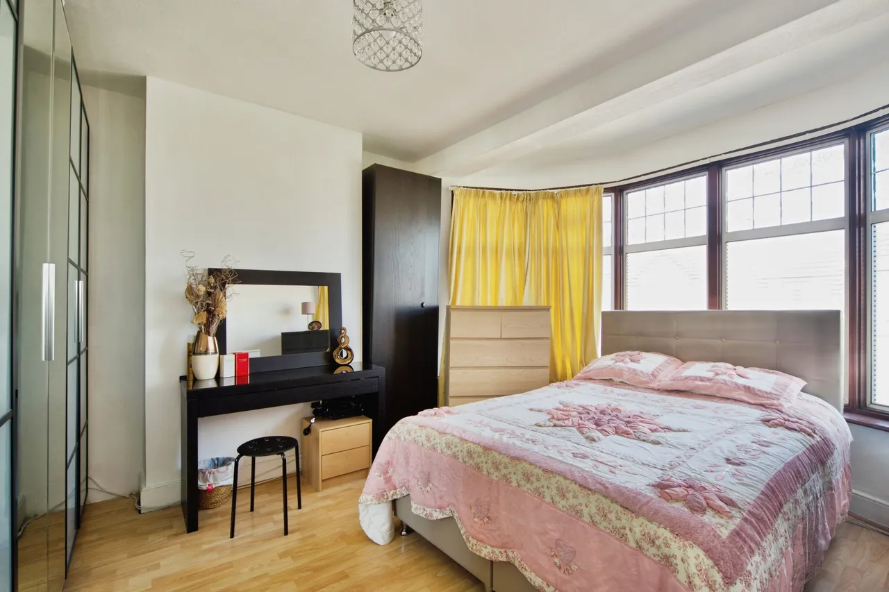 Nelson Road, London, E4, photo 15