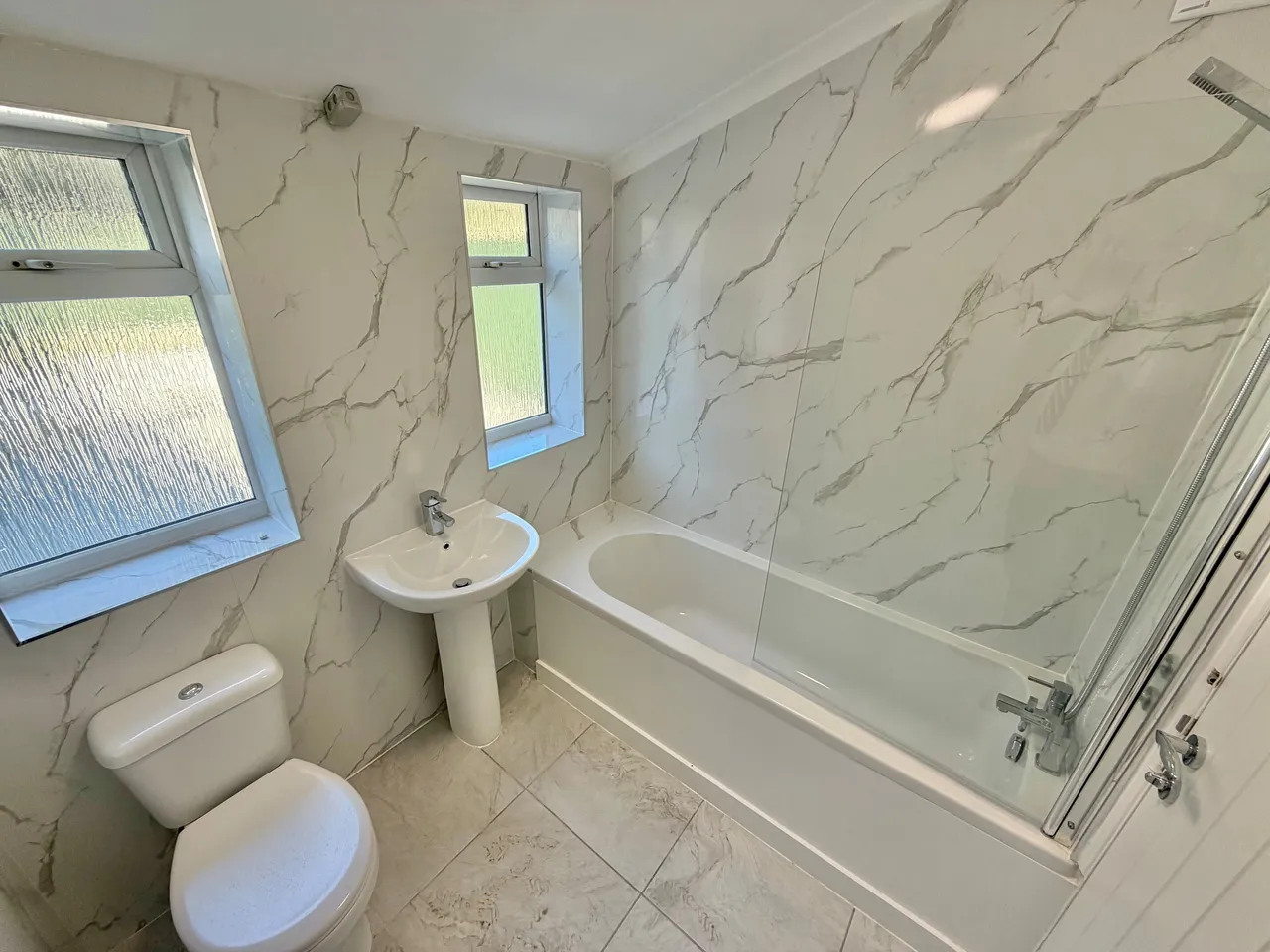 Oakleigh Avenue, Southchurch Village, SS1, photo 9