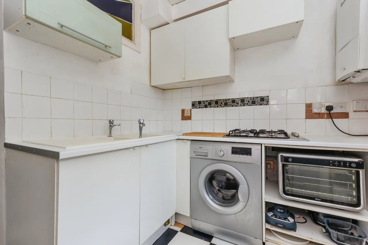 Northenden Road, Sale, Greater Manchester, M33, photo 9