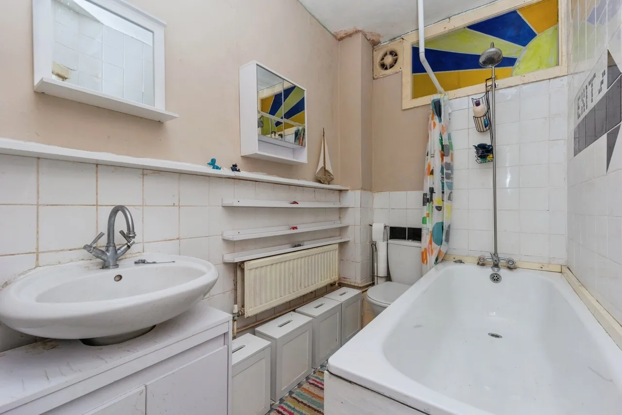 Northenden Road, Sale, Greater Manchester, M33, photo 10