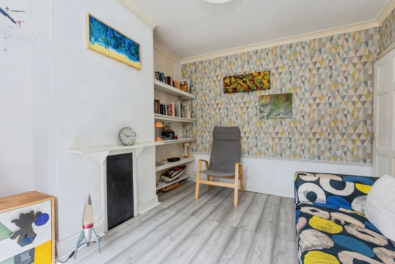 Northenden Road, Sale, Greater Manchester, M33, photo 5