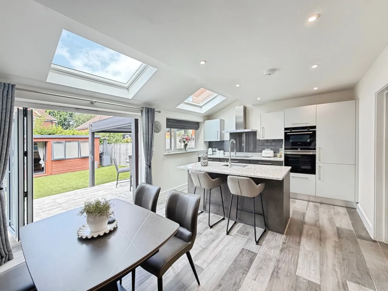 The Oaks, Ash, Surrey, GU12 6FF, photo 2