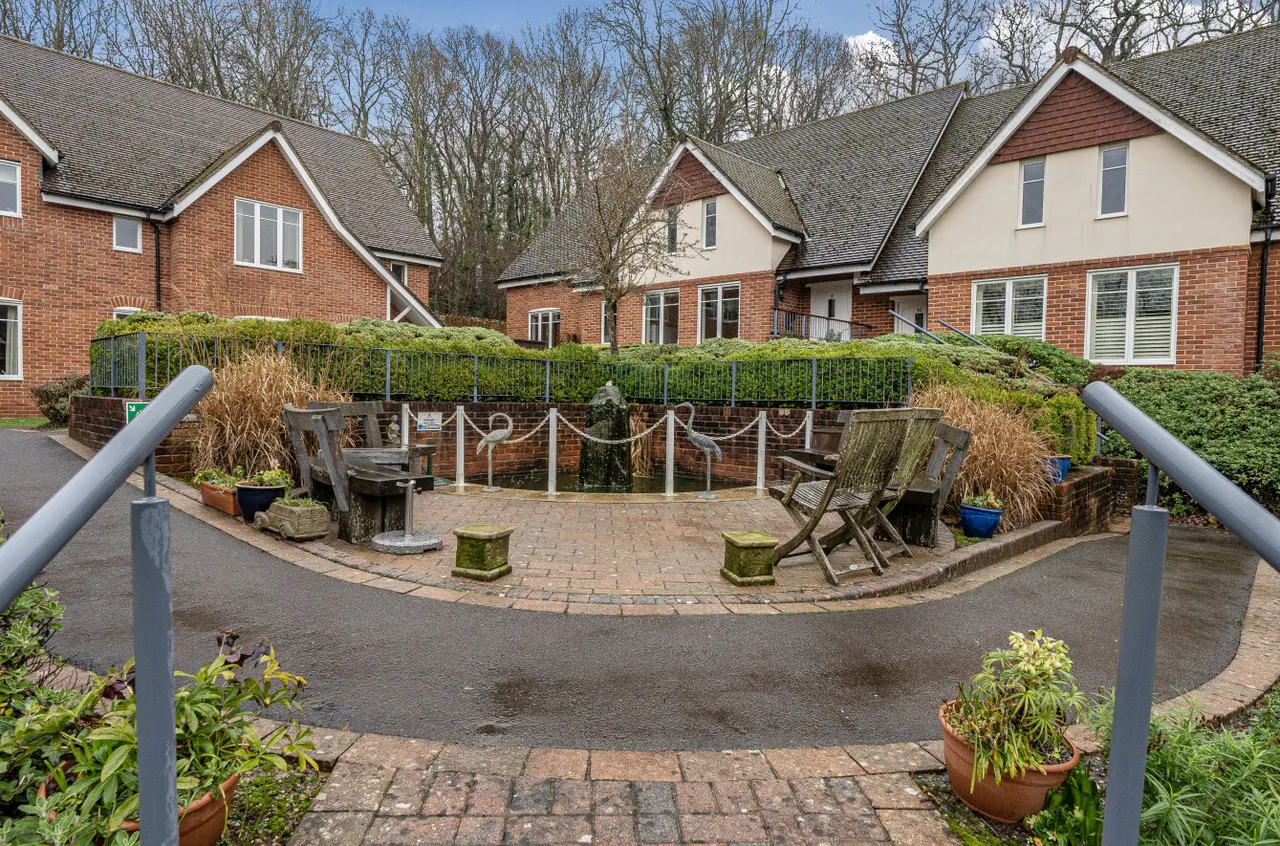 Salisbury Road, Sherfield English, SO51, photo 12