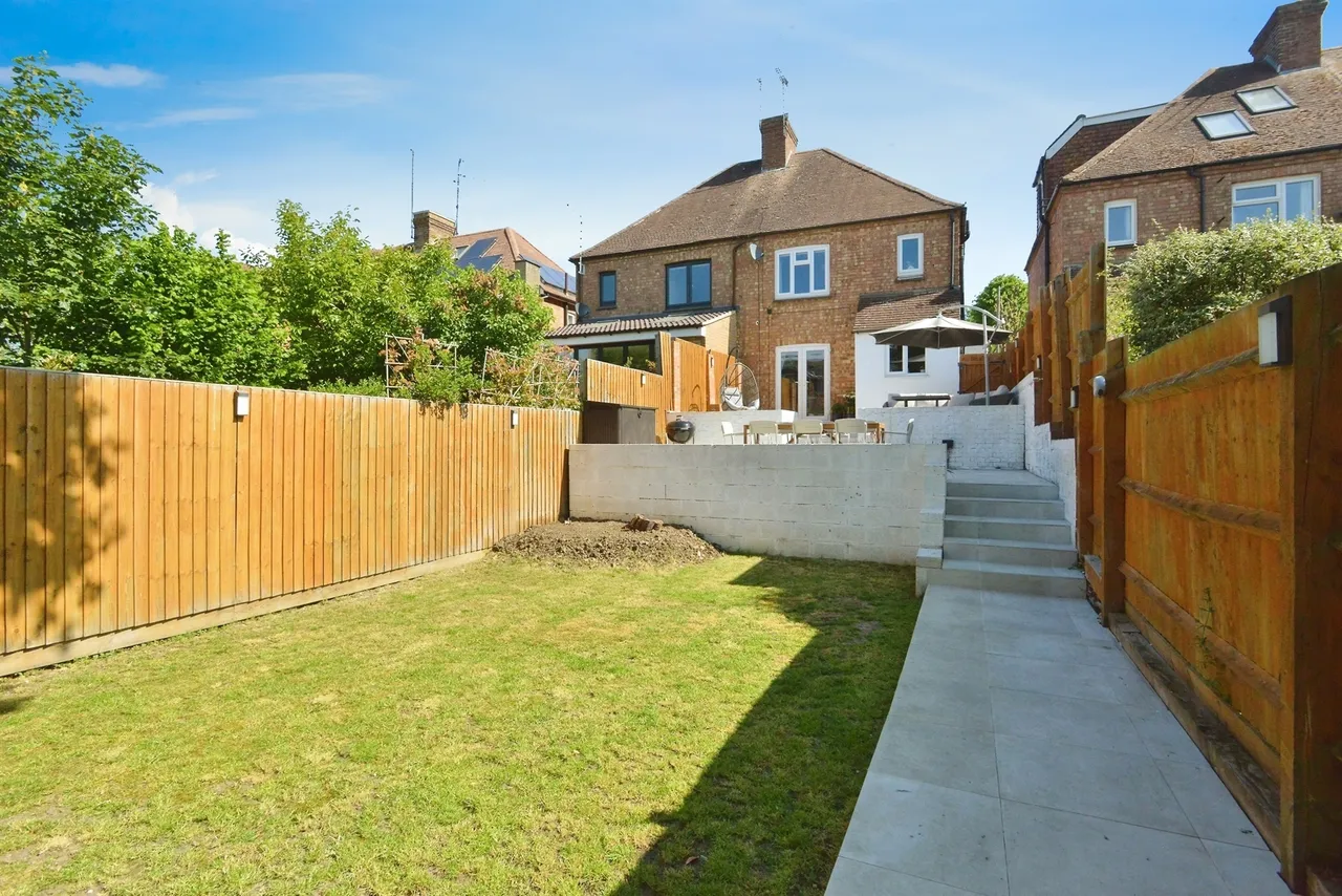 London Road, Stony Stratford, MK11, photo 12