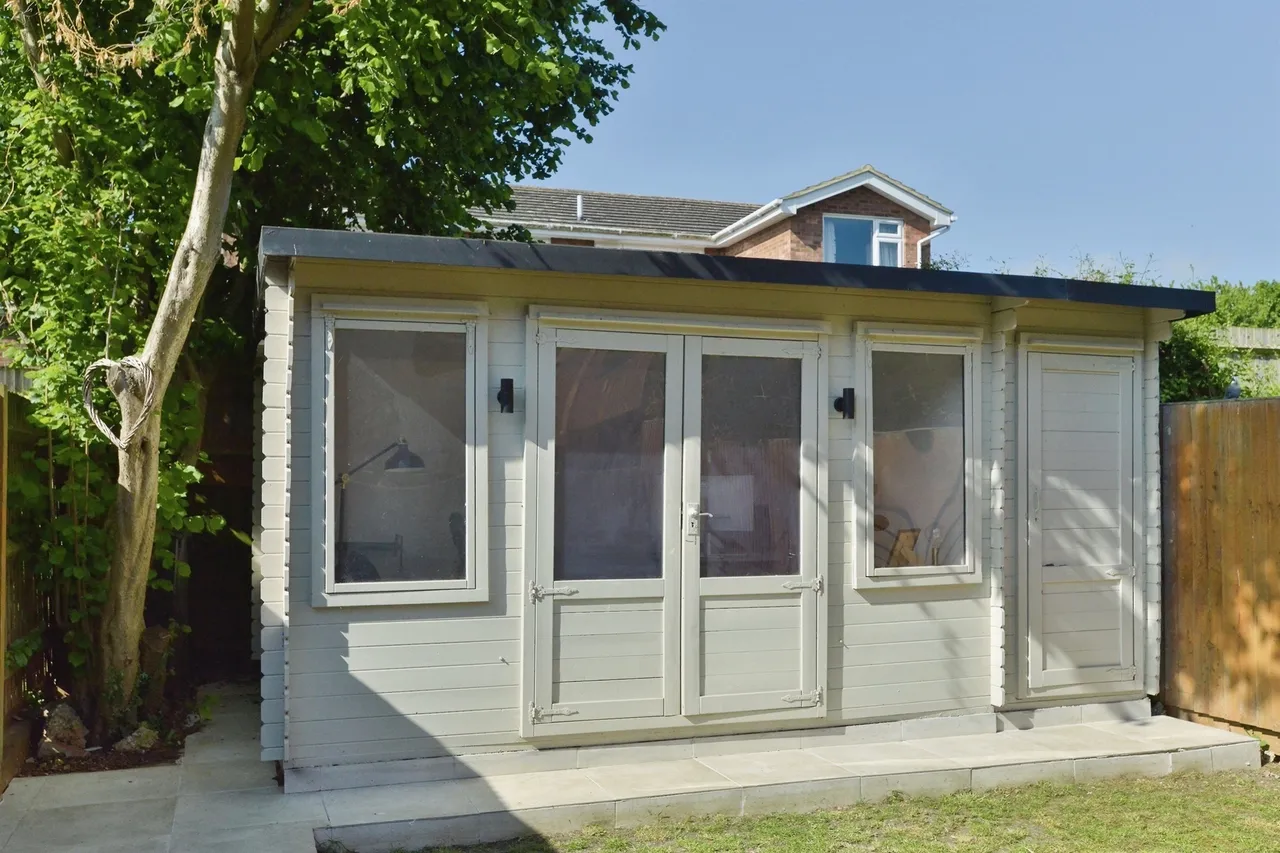 London Road, Stony Stratford, MK11, photo 15