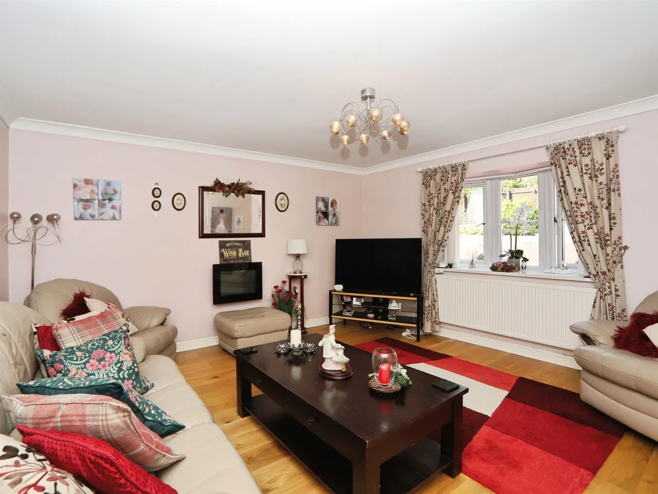School Close, Nelson, Treharris, photo 7