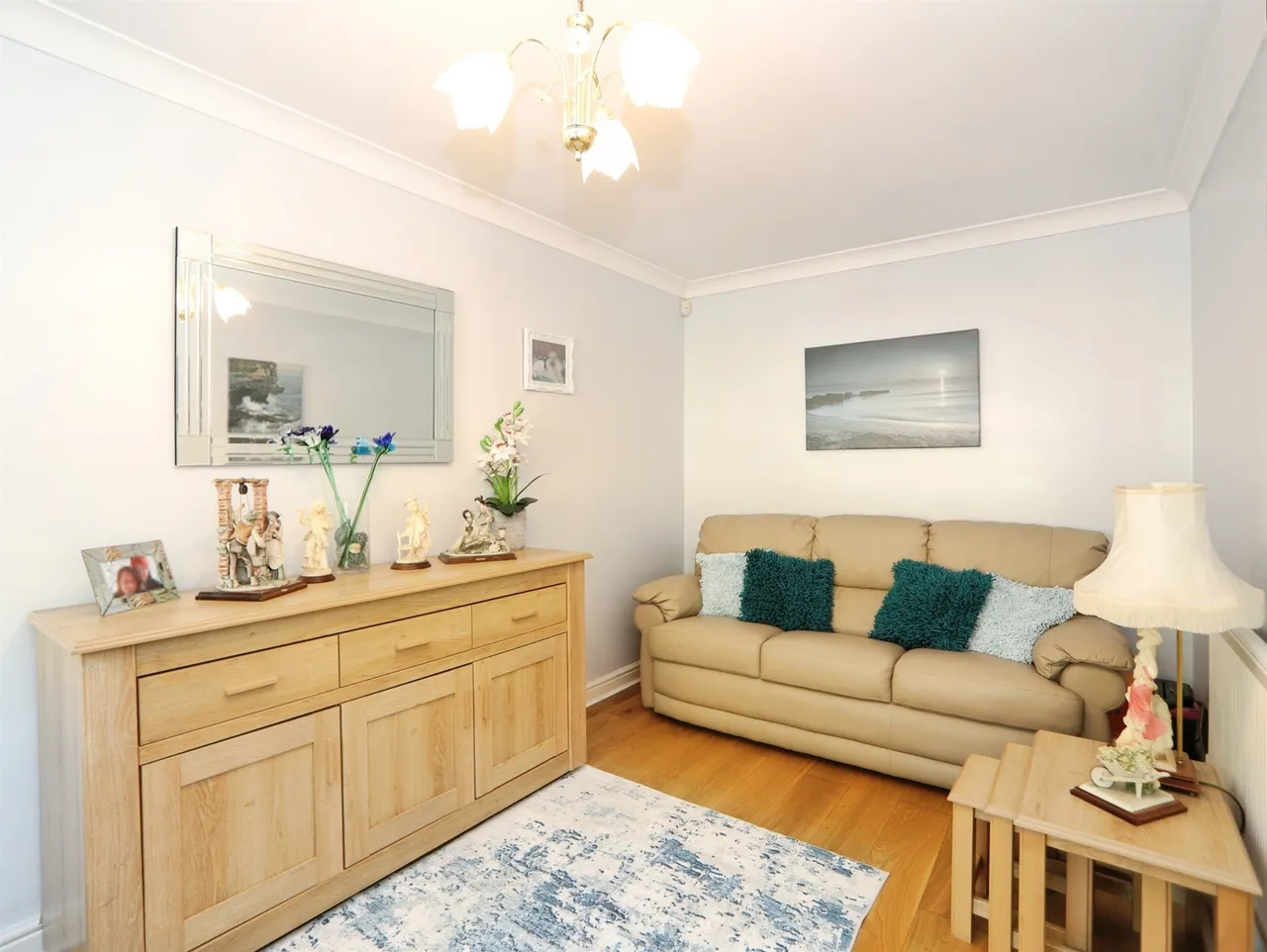 School Close, Nelson, Treharris, photo 9