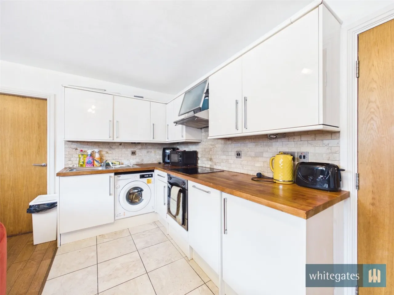Town Street, Rodley, LS13, photo 6