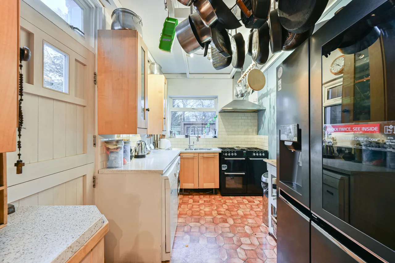 18 Fontaine Road, London, photo 8