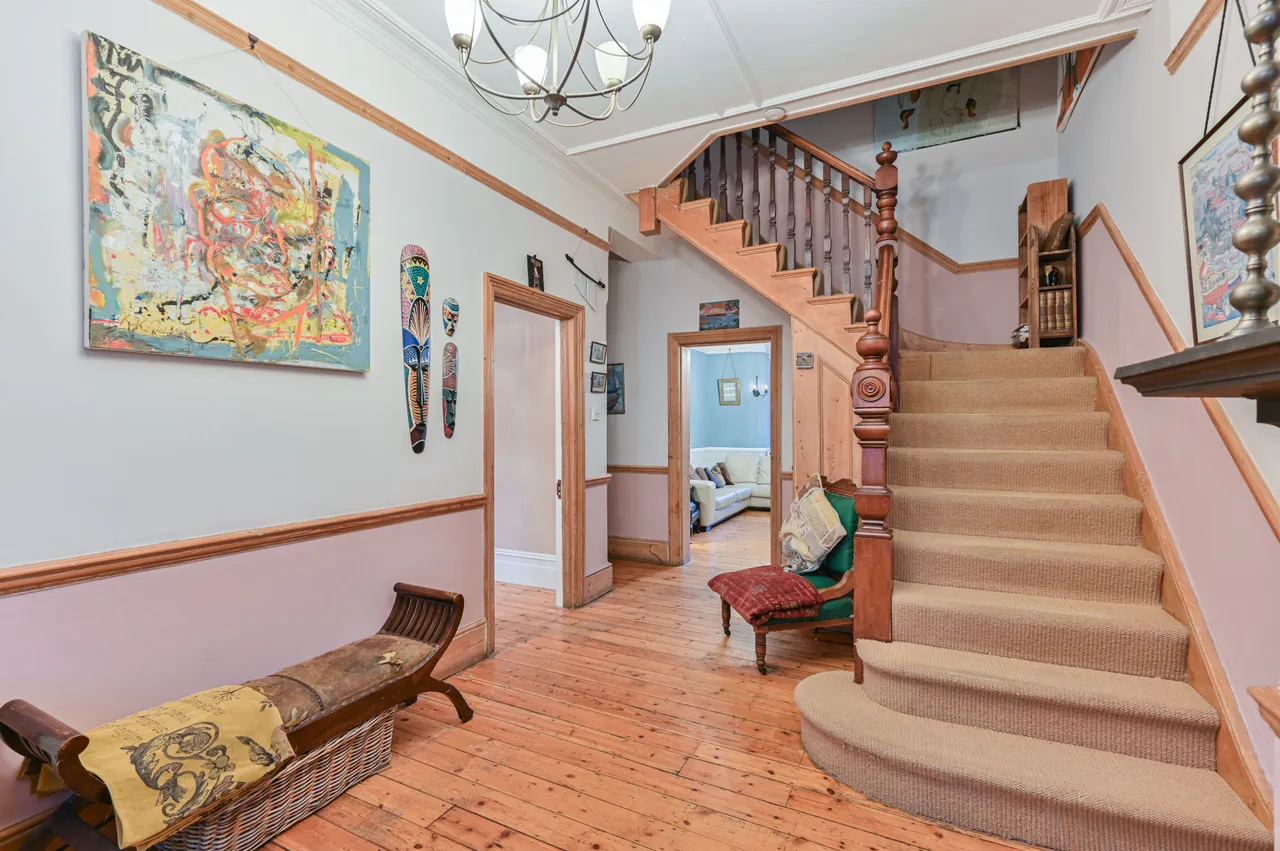 18 Fontaine Road, London, photo 4