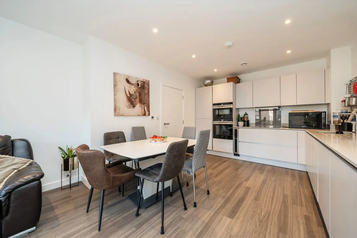 Bollo Bridge Road, W3, photo 3