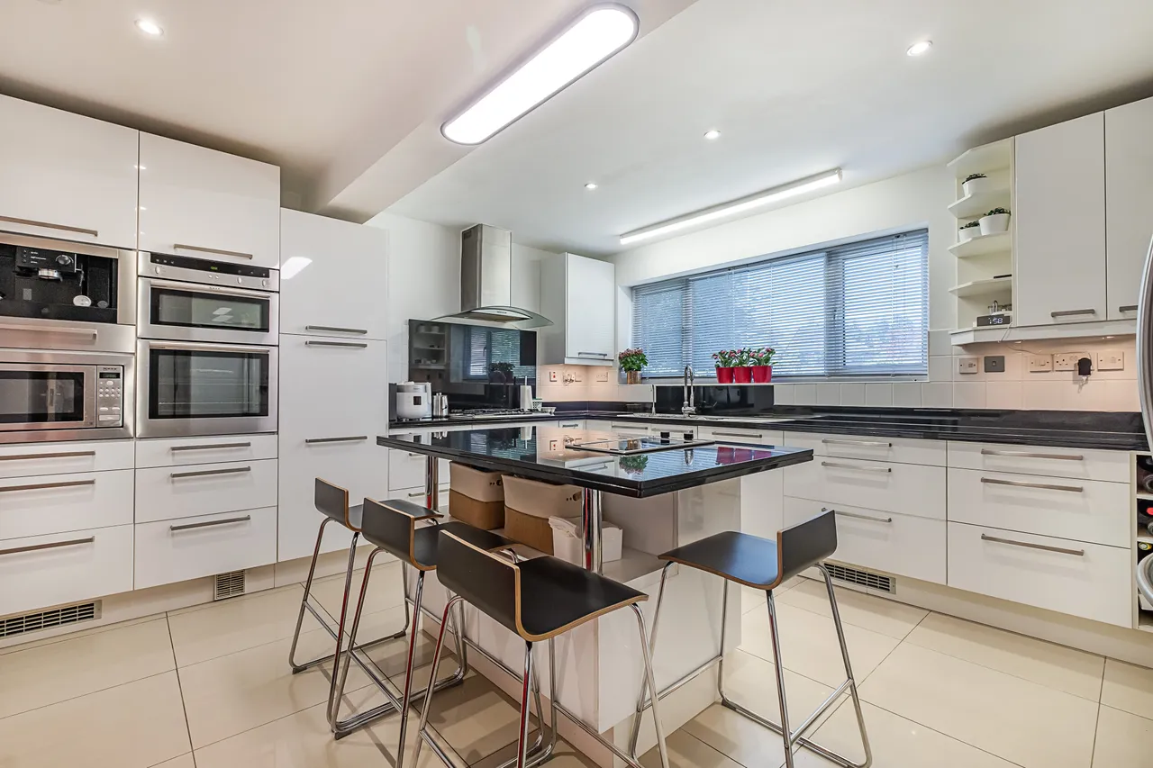 Church Meadow, Surbiton, KT6, photo 6
