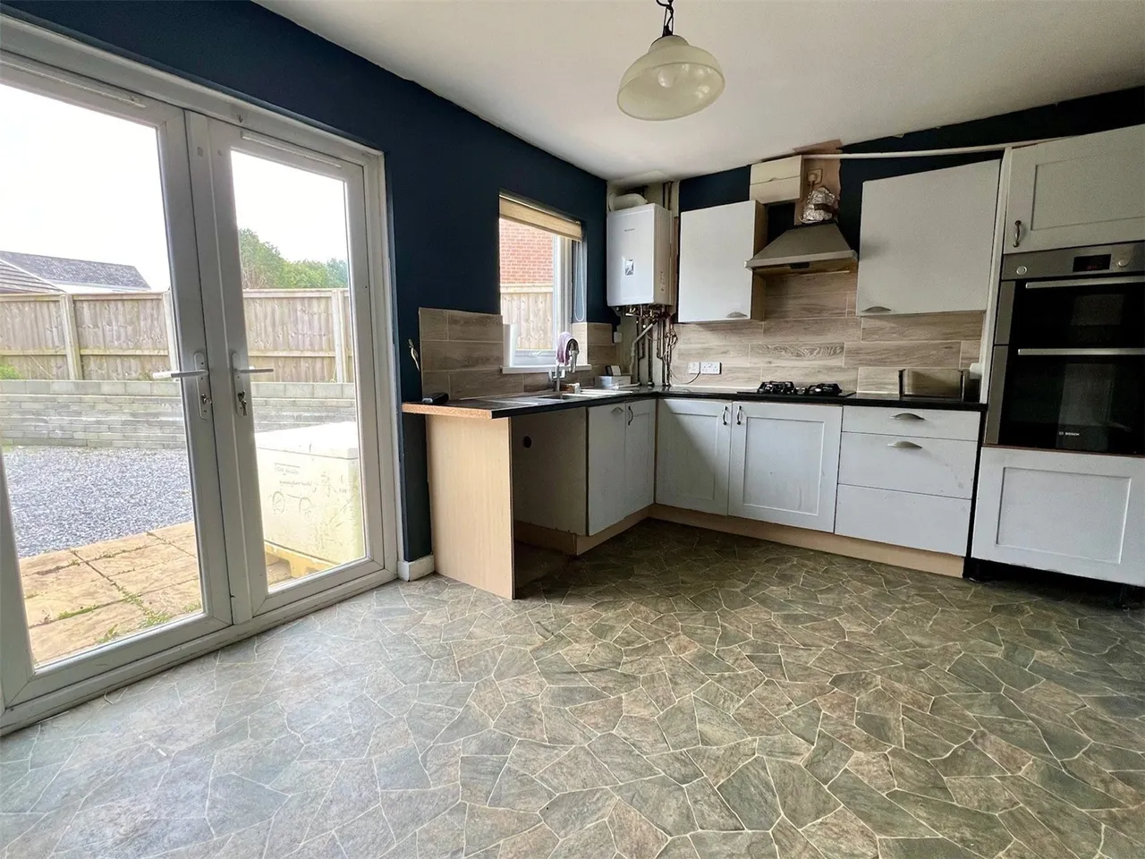 Tudor Gardens, Merlins Bridge, SA61, photo 5