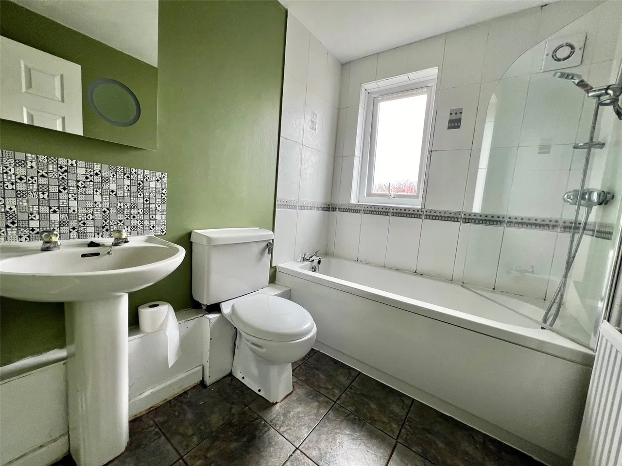 Tudor Gardens, Merlins Bridge, SA61, photo 6