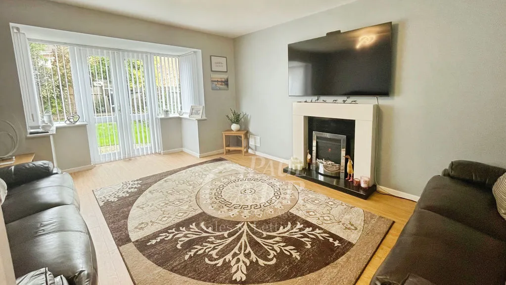 Priam Grove, Pelsall, WS3, photo 3