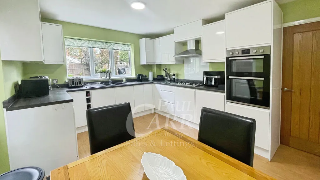 Priam Grove, Pelsall, WS3, photo 5