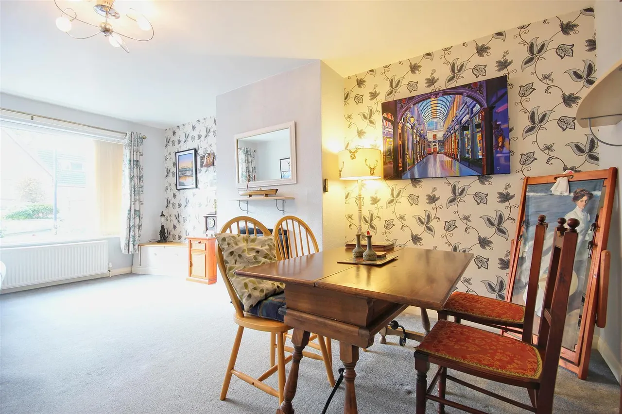 Willows Drive, Hornsea, photo 7