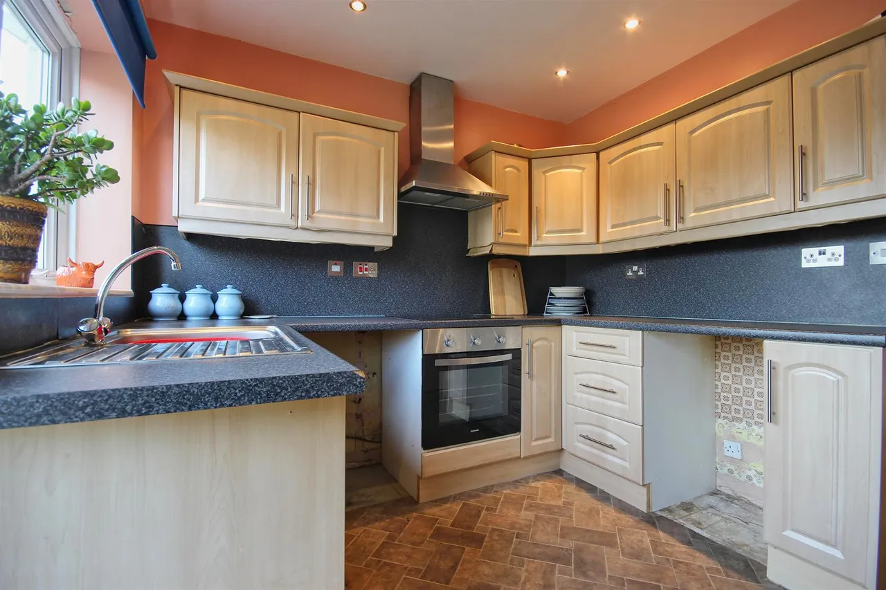 Willows Drive, Hornsea, photo 6