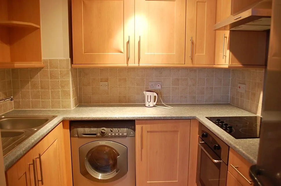Mossley Road, Ashton-under-Lyne, OL6, photo 4