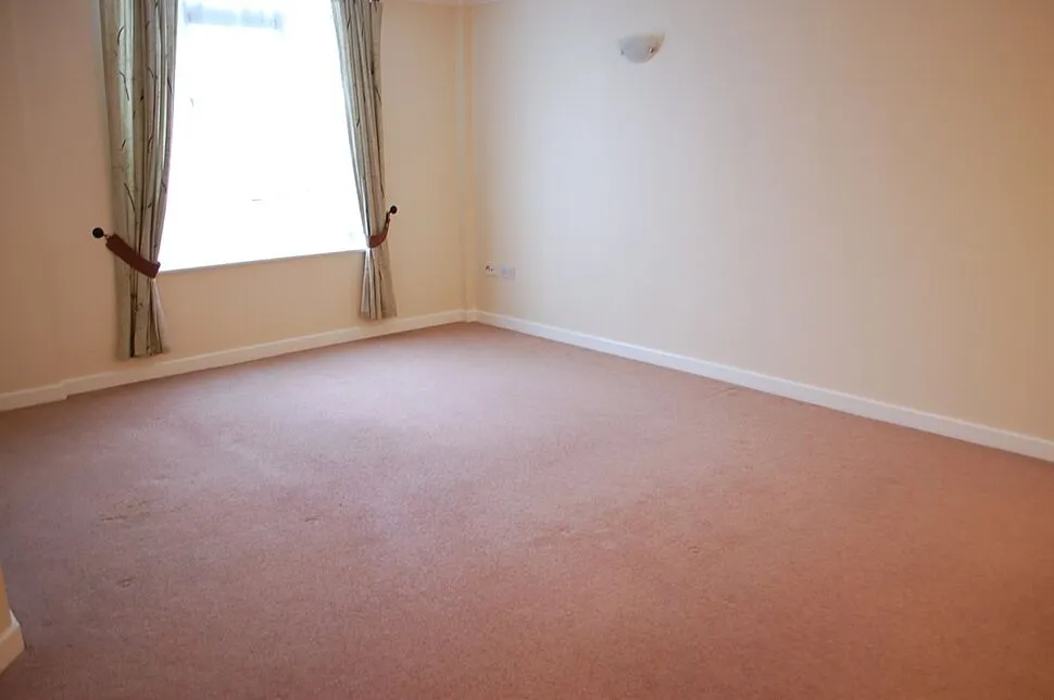 Mossley Road, Ashton-under-Lyne, OL6, photo 3
