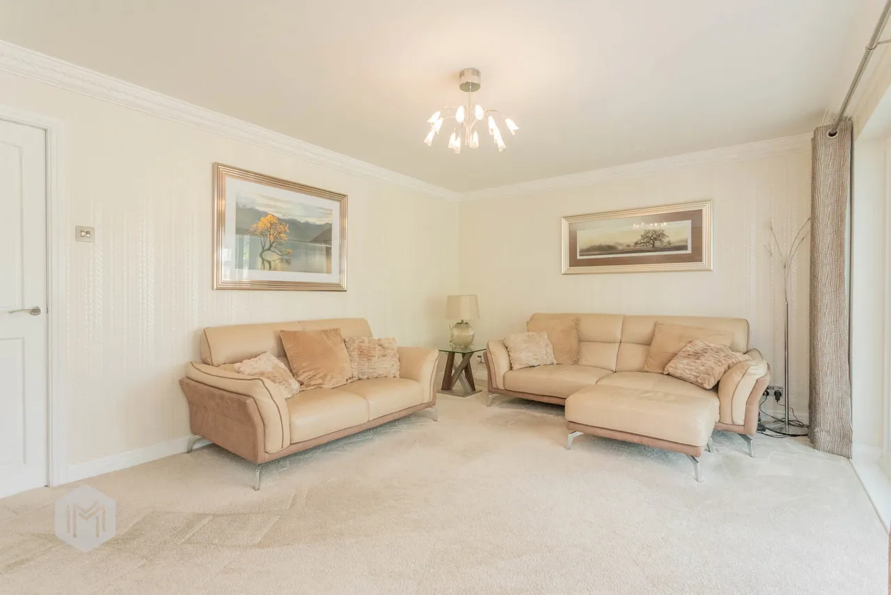 Willowfield Grove, Ashton-In-Makerfield, Wigan, WN4 9NN, photo 8