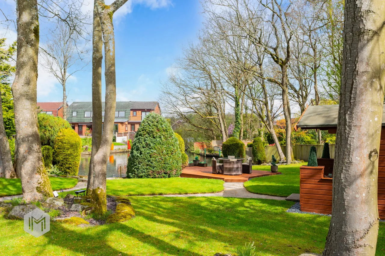 Willowfield Grove, Ashton-In-Makerfield, Wigan, WN4 9NN, photo 4