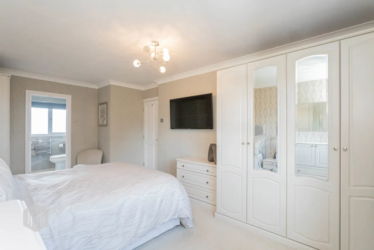 Willowfield Grove, Ashton-In-Makerfield, Wigan, WN4 9NN, photo 24
