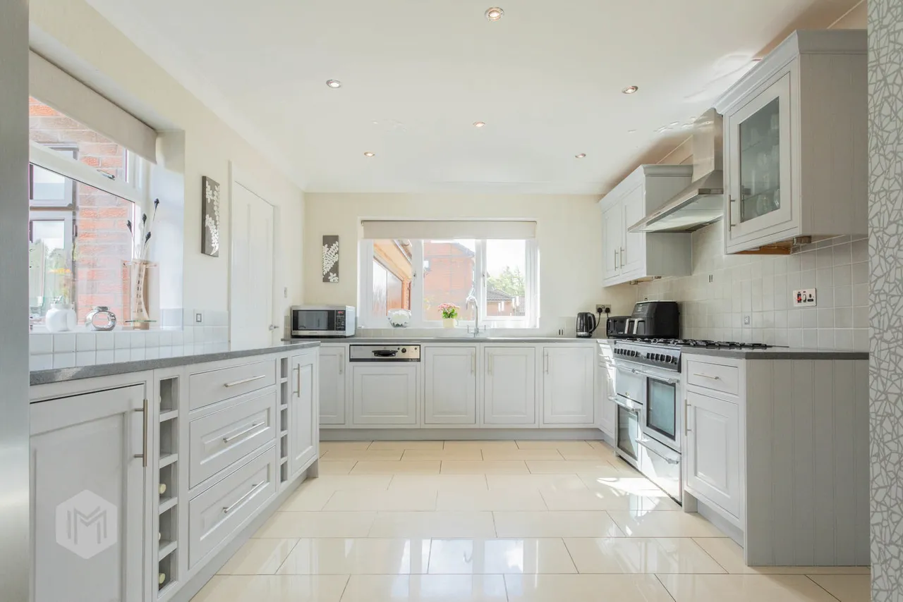 Willowfield Grove, Ashton-In-Makerfield, Wigan, WN4 9NN, photo 3