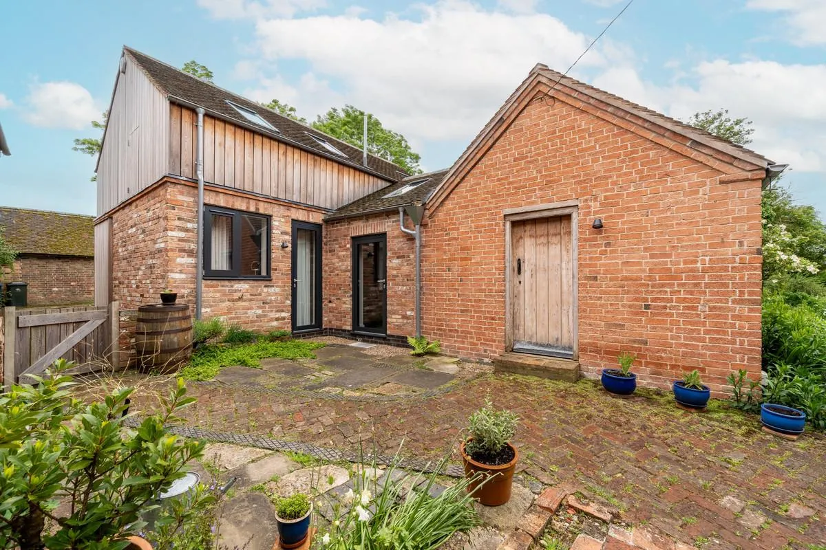 Bunnison Lane, Colston Bassett, NG12, photo 17