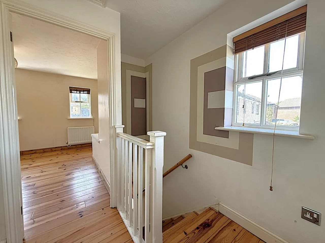 Regents Close, Highwoods, photo 9