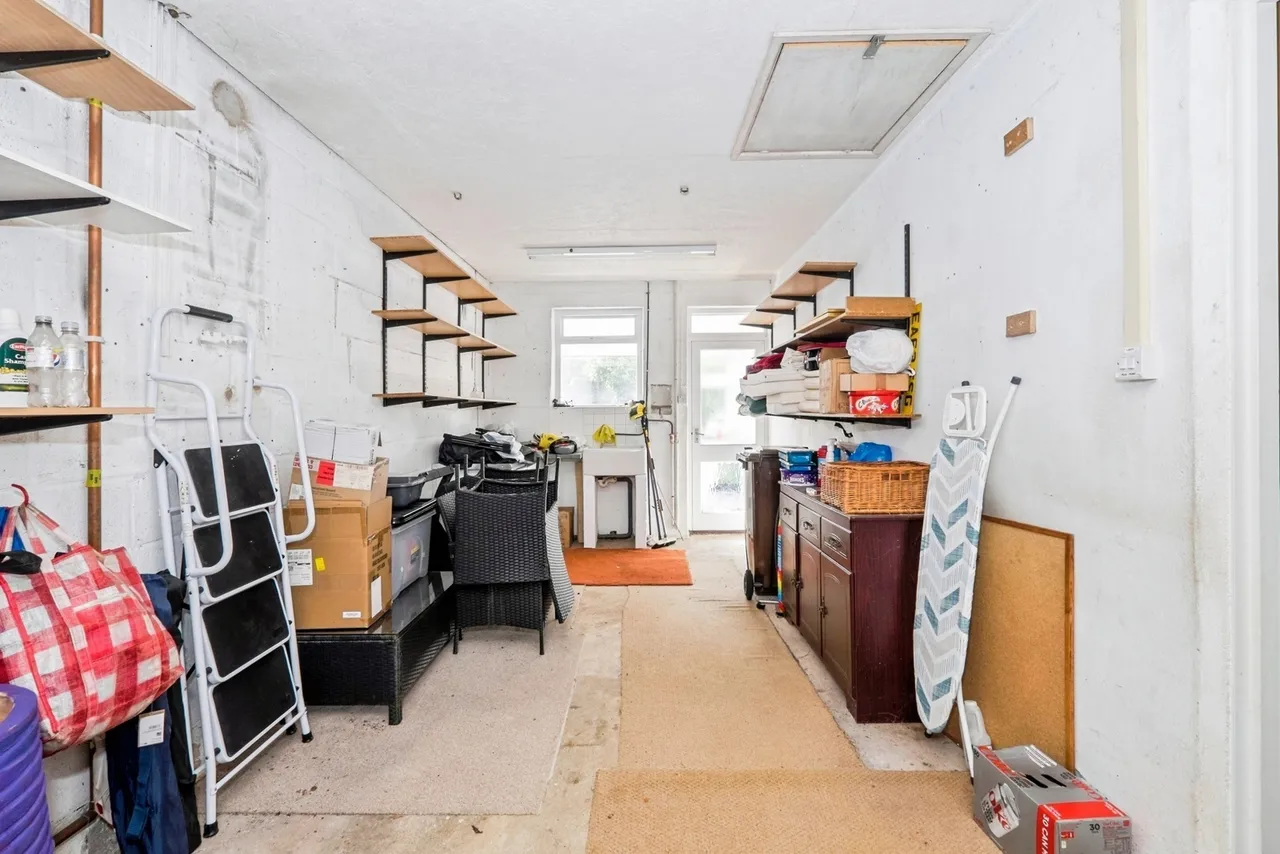 Penarwyn Crescent, Penzance, TR18, photo 19