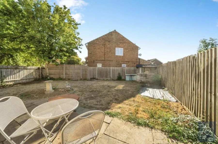 Hazley Walk, Buckingham, MK18, photo 4