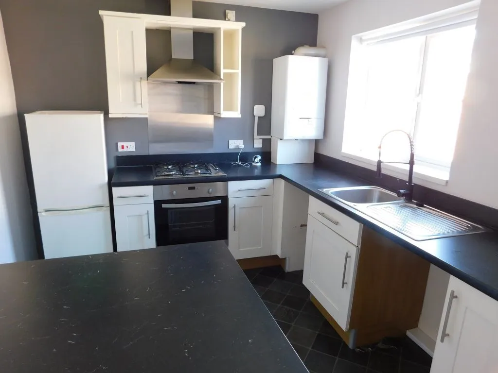Sanderson Villas, St James Village, Gateshead, NE8 3DD, photo 6