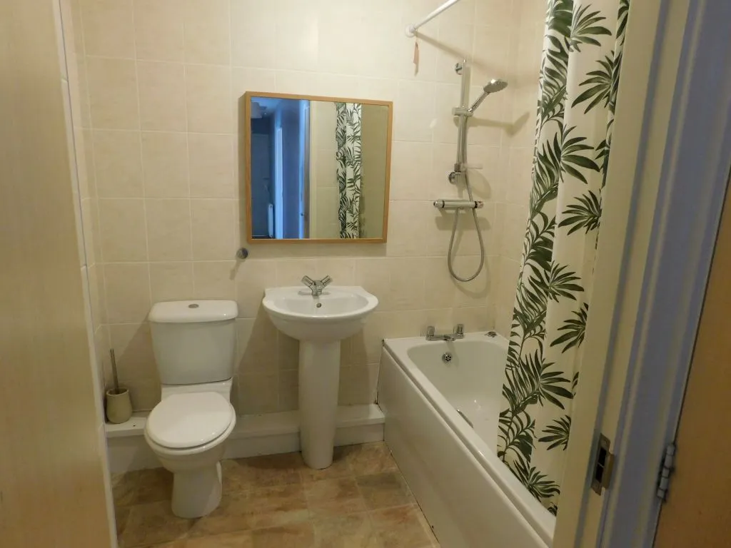 Sanderson Villas, St James Village, Gateshead, NE8 3DD, photo 5