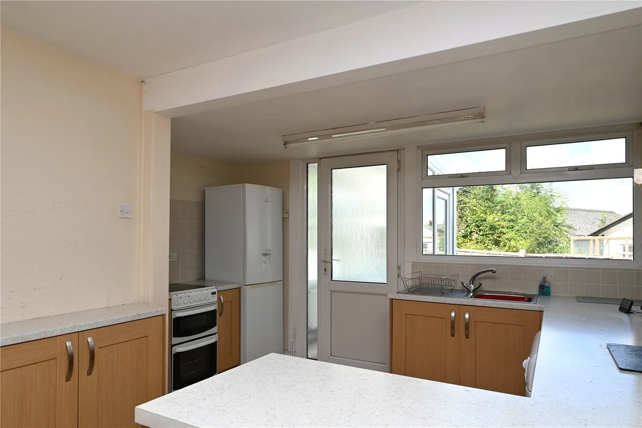 Central Avenue, Northfield, Birmingham, B31 4HN, photo 2