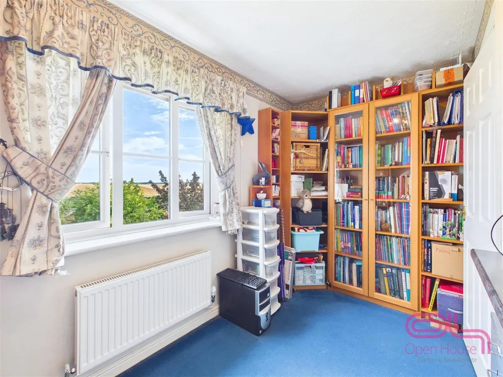 Newby Close, Burton-On-Trent, DE15, photo 28