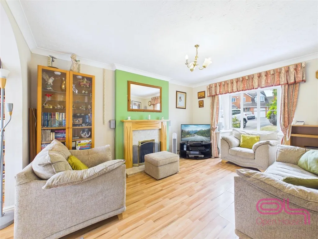 Newby Close, Burton-On-Trent, DE15, photo 9