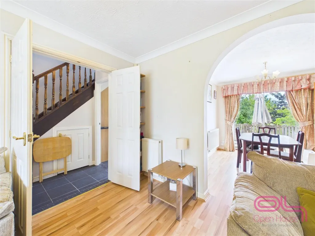 Newby Close, Burton-On-Trent, DE15, photo 8