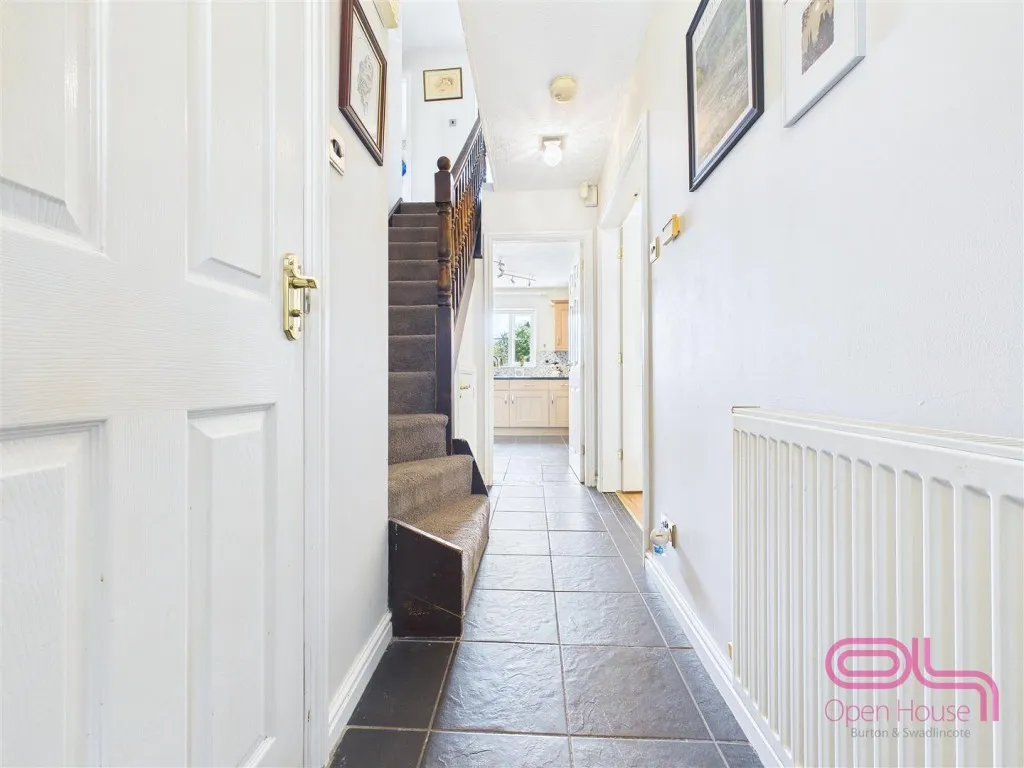 Newby Close, Burton-On-Trent, DE15, photo 5