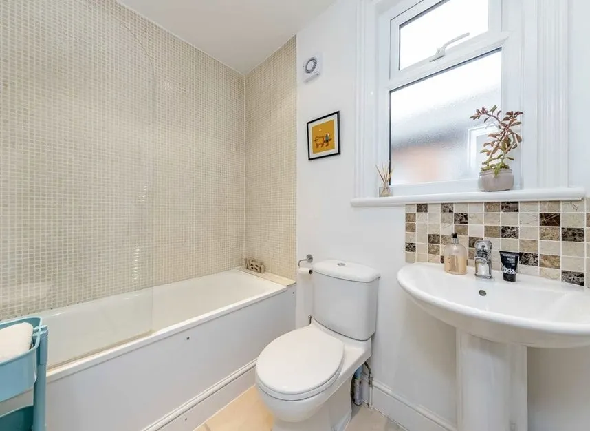 Rowallan Road, Munster Village, SW6, photo 6
