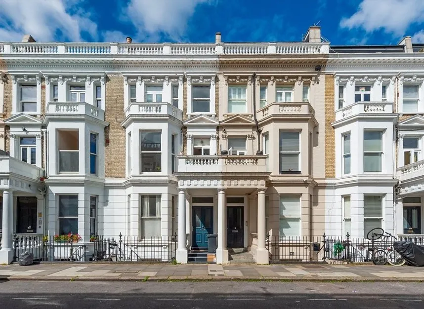 3 bed flat for sale — Fairholme Road, West Kensington, W14