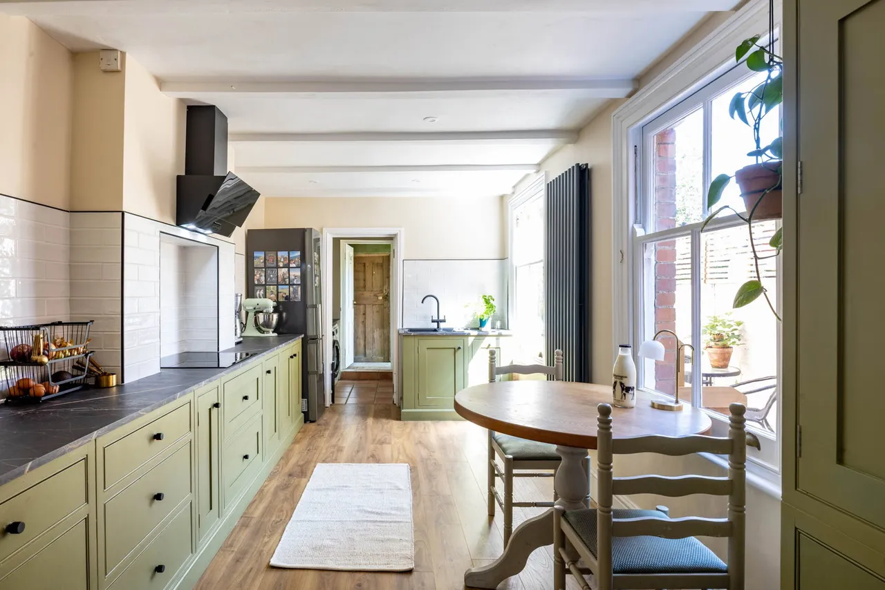Wallbridge, Frome, BA11, photo 3