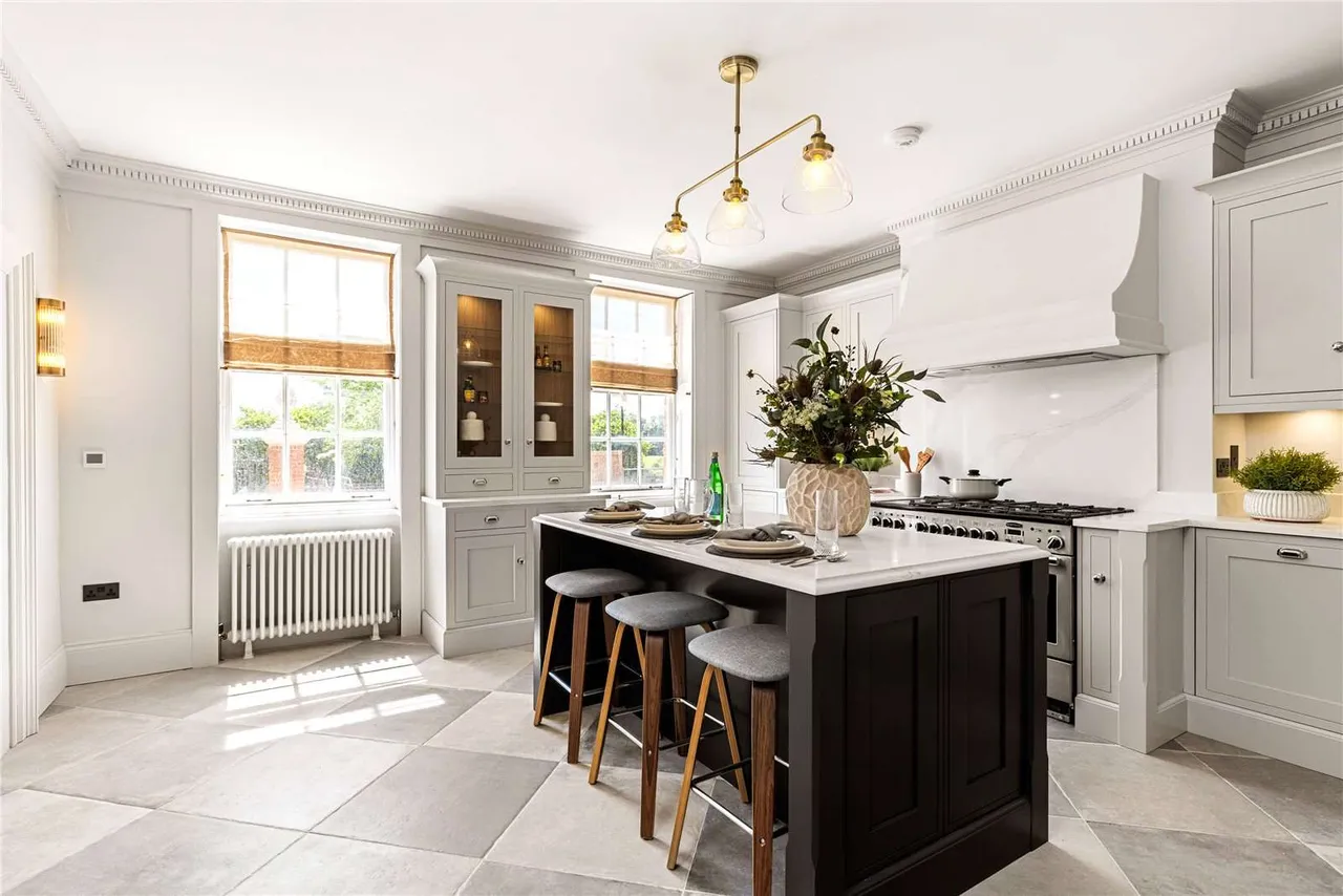 Mill Road, Cobham, Surrey, KT11 3AL, photo 10