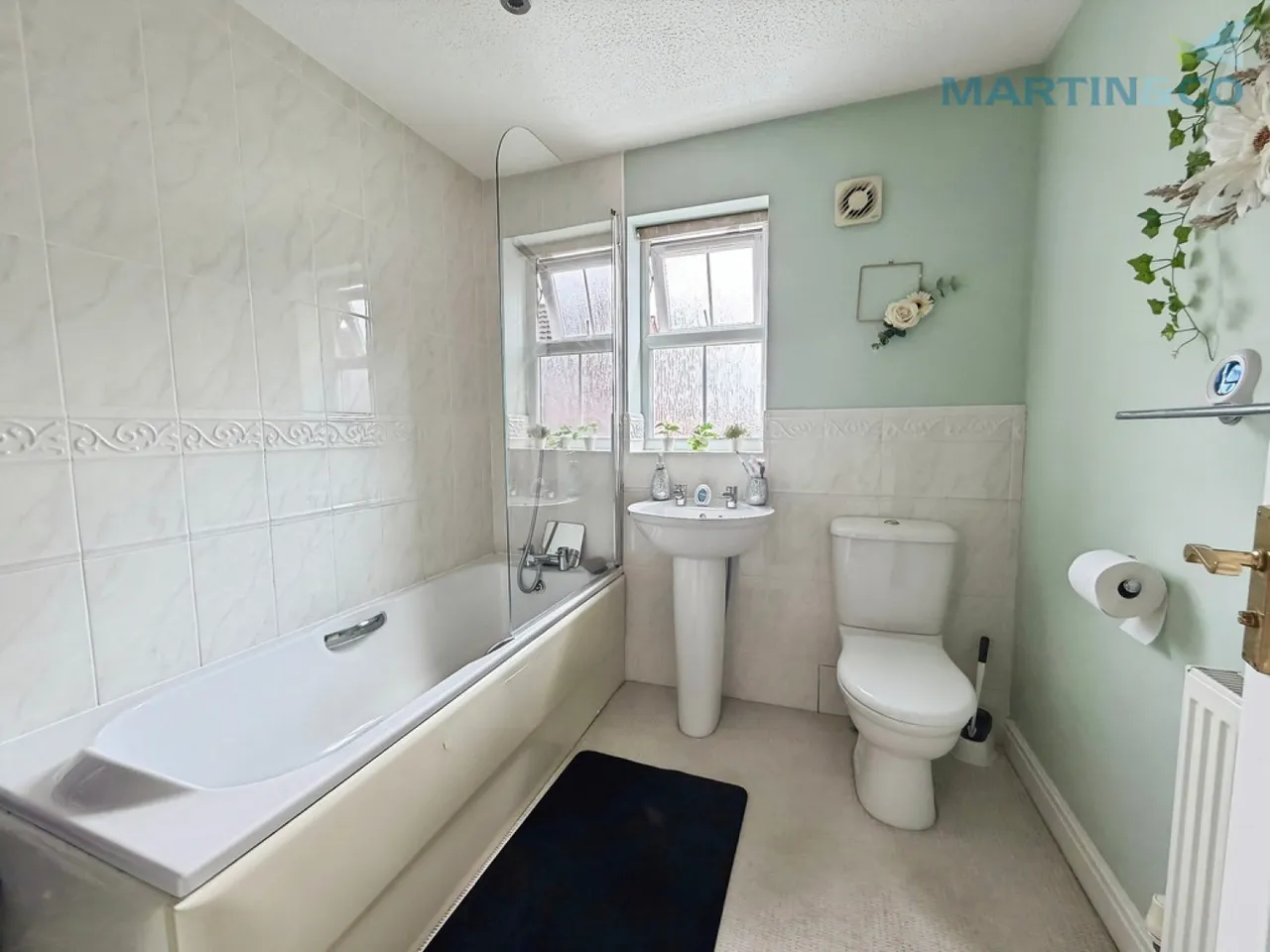 Heron Drive, Gainsborough, photo 8