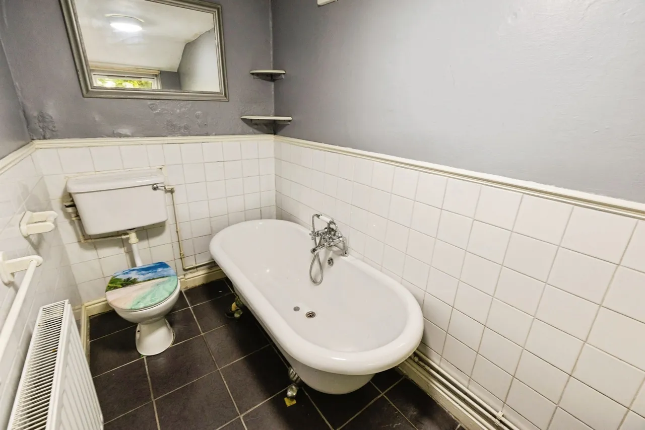 Erddig Road, Wrexham, LL13, photo 8
