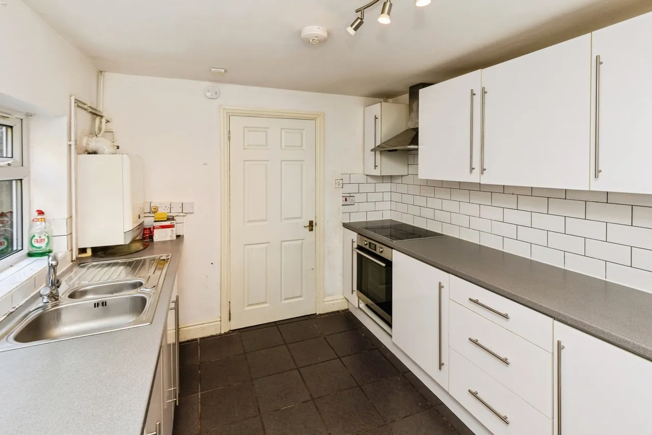 Erddig Road, Wrexham, LL13, photo 7