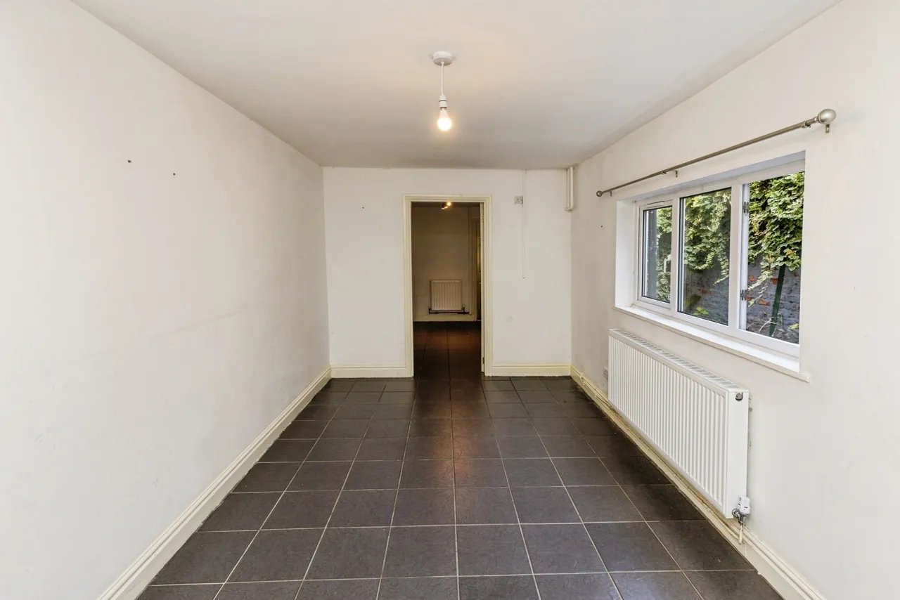 Erddig Road, Wrexham, LL13, photo 6