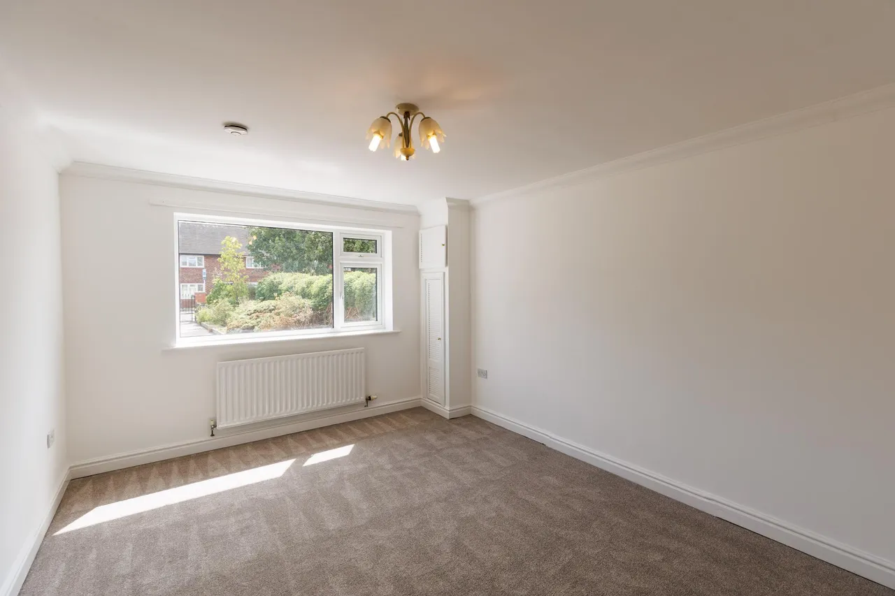 Loxdale Drive, Great Sutton, CH65, photo 11