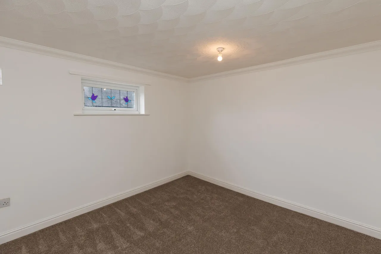 Loxdale Drive, Great Sutton, CH65, photo 10