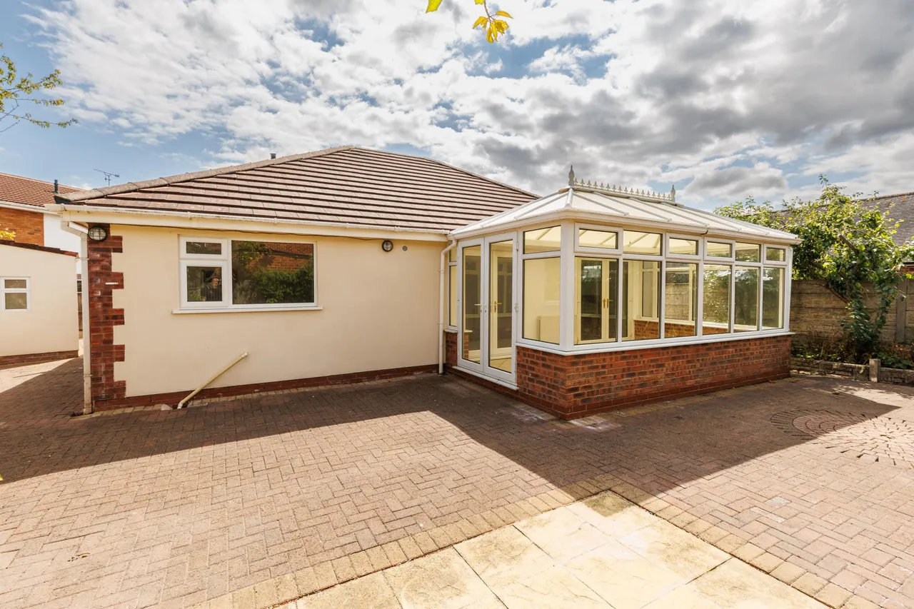 Loxdale Drive, Great Sutton, CH65, photo 20